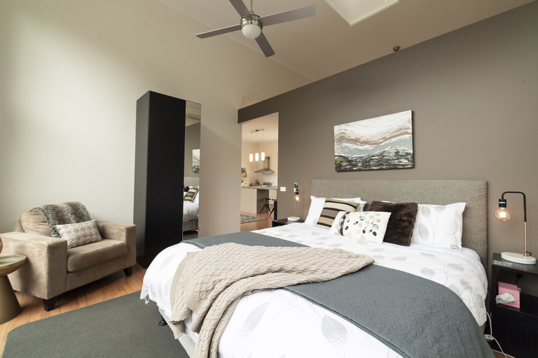 Bedroom 2, Hilltop Apartments Phillip Island - Adults Only, Bass Coast - Phillip Is.