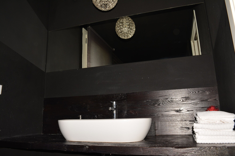 Bathroom 4, Podere delle Fanciulle, Pistoia