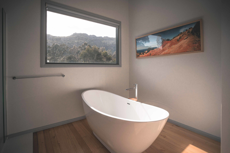 Bathroom 3, Dacelo, N. Grampians - Stawell