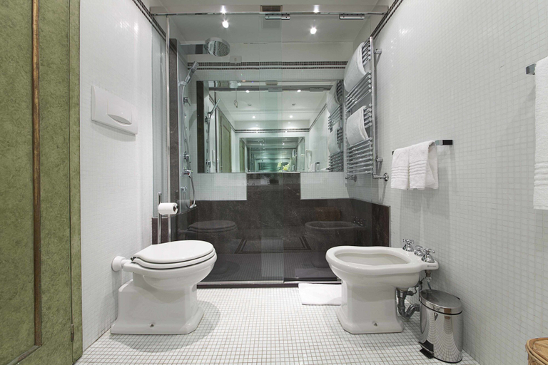 Bathroom 4, Palazzetto Pisani, Venezia