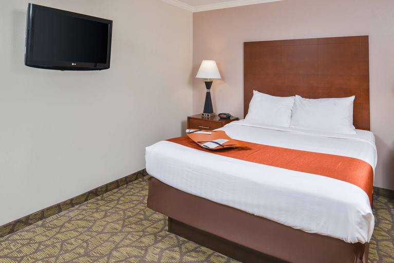 Bedroom 4, Best Western Of Hartland, Livingston