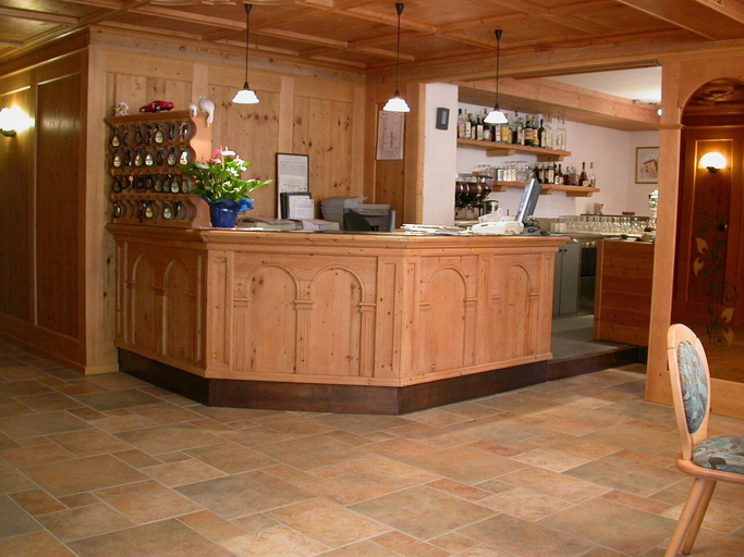 Food & Drinks 5, Hotel Corona, Trento