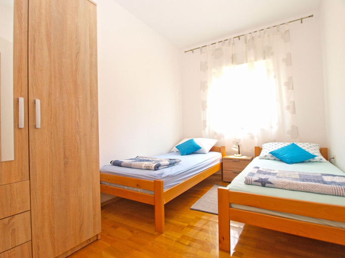 Bedroom 2, Apartment 1573, Vodnjan
