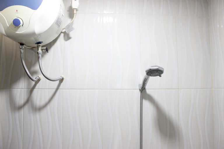 Bathroom 2, Minimalist Studio Gateway Ahmad Yani, Bandung