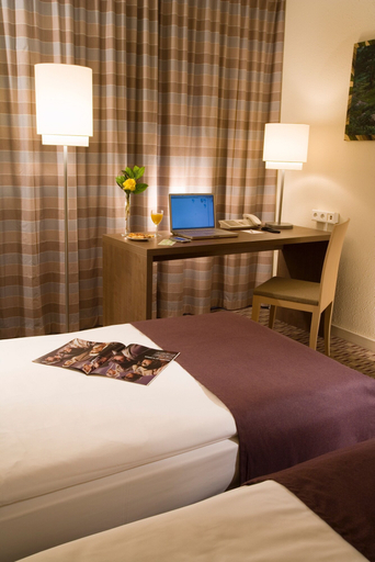 Bedroom 4, Mercure Hotel Frankfurt Eschborn Ost, Main-Taunus-Kreis
