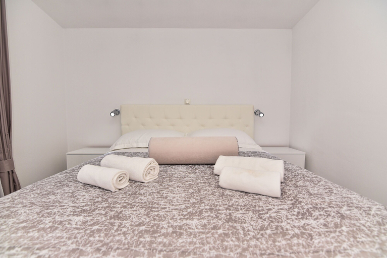 Bedroom 3, Villa Sana, Vir