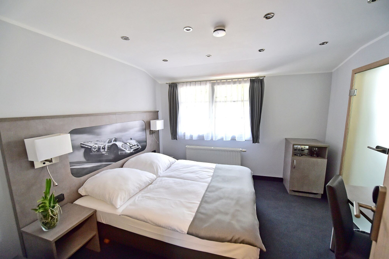 Bedroom 2, GT3 das sportliche Hotel, Ahrweiler