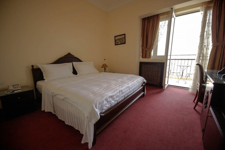 Bedroom 2, Quartier Suisse Hotel, El Metn