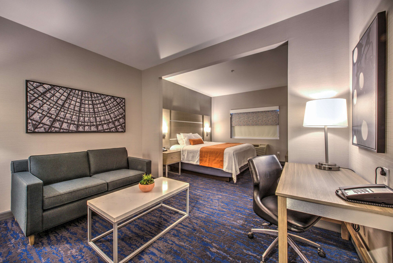 Bedroom 4, Best Western Plus Media Center Inn & Suites, Los Angeles