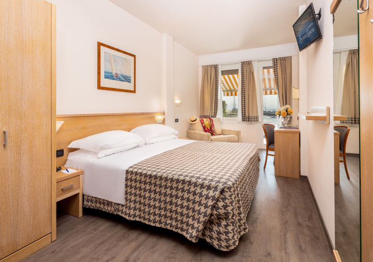 Bedroom 3, Hotel Laurin, Genova