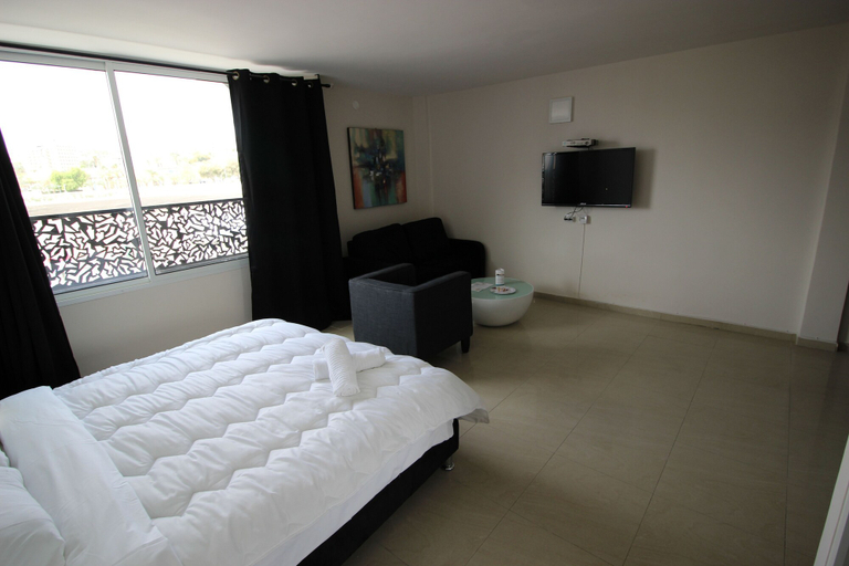 Bedroom 4, Rich Royal Suites