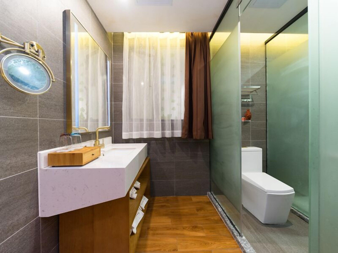 Bathroom 3, James Joyce Coffetel Dongxiaonan, Guangzhou