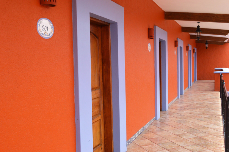 Others 5, Hotel Santa Helena Plaza, Del Centro