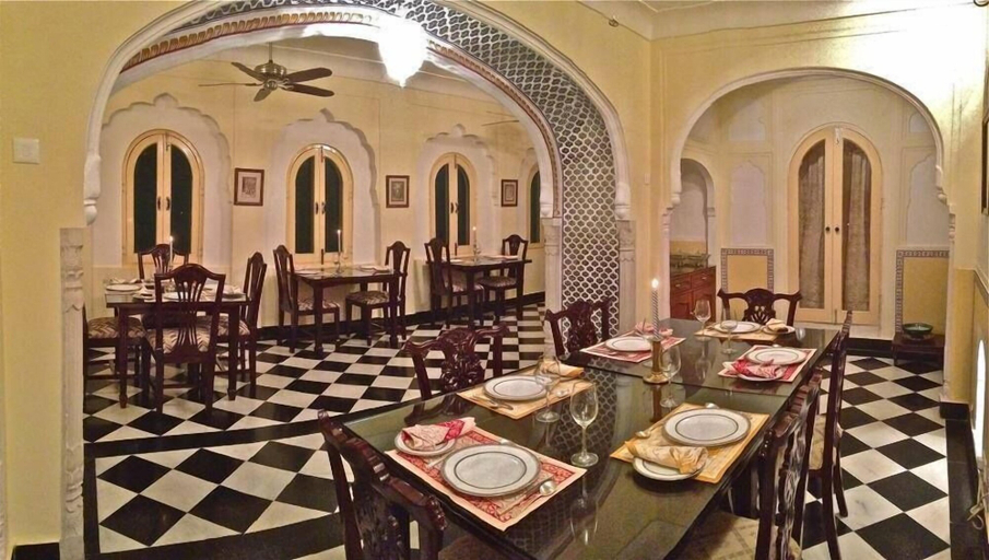 Food & Drinks 5, Khatu Haveli, Jaipur