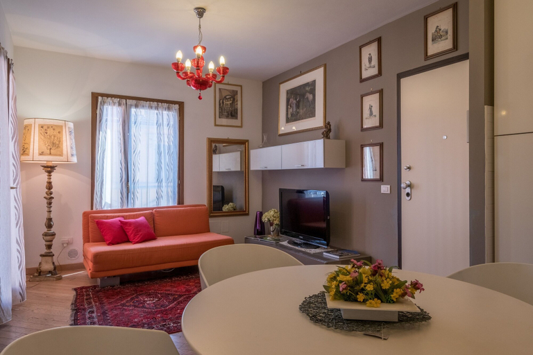 Others 5, Ghirlandaio Apartment, Florence