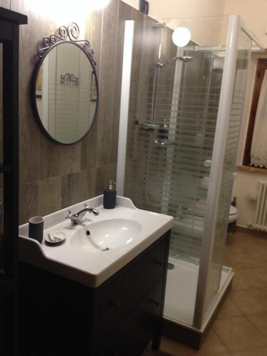 Bathroom 5, Bed & Breakfast La Casa Delle Rondini, Ancona
