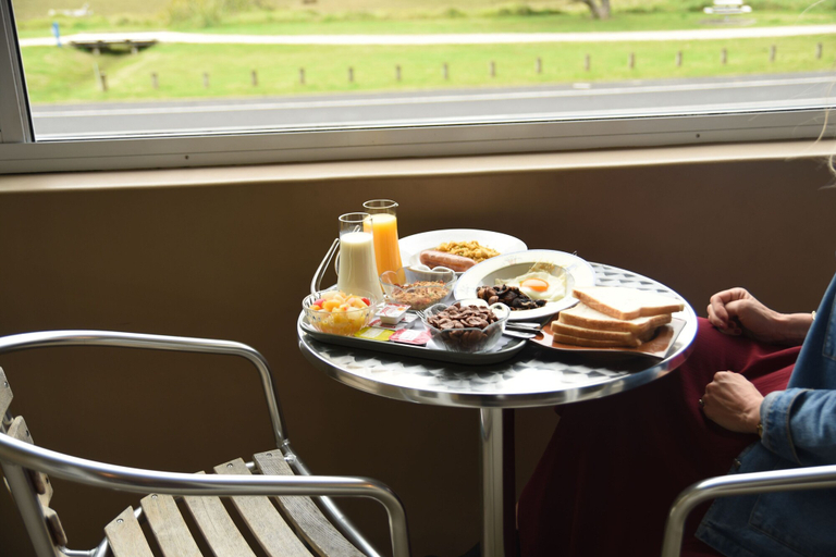 Food & Drinks, Admiralty Lodge Motel, Thames-Coromandel