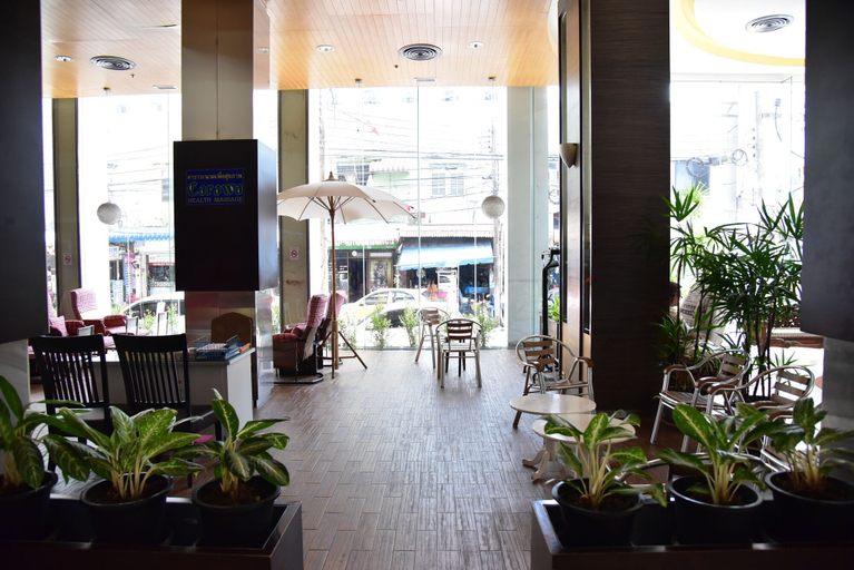 Food & Drinks 5, Golden Crown Grand Hotel, Hat Yai