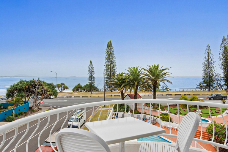 Food & Drinks 5, Alexandria Apartments, Maroochy - Mooloolaba