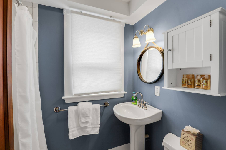 Bathroom 4, Joppa Flat, Essex