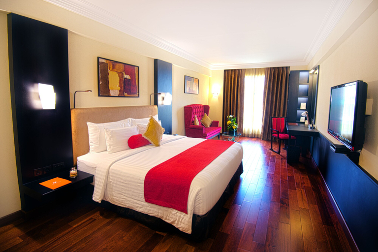 Bedroom 3, Sterlings Mac Hotel , Bangalore