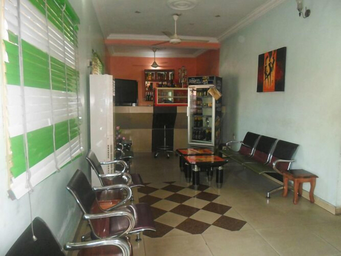 Food & Drinks 4, Clen Phil Hotels and Suites, Obio/Akp