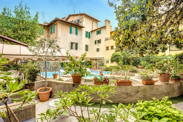 Exterior & Views 2, Croce Di Malta Hotel, Florence