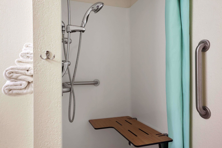 Bathroom 4, Super 8 by Wyndham Collinsville St. Louis, Madison