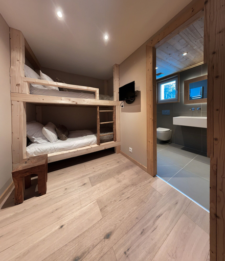 Bedroom 3, Hotel Les Flocons, Isère