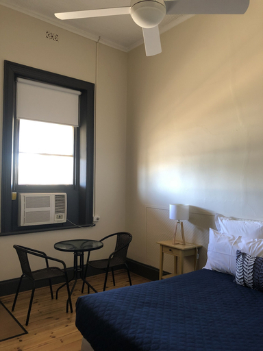 Bedroom 2, Pampas Motel, Port Augusta
