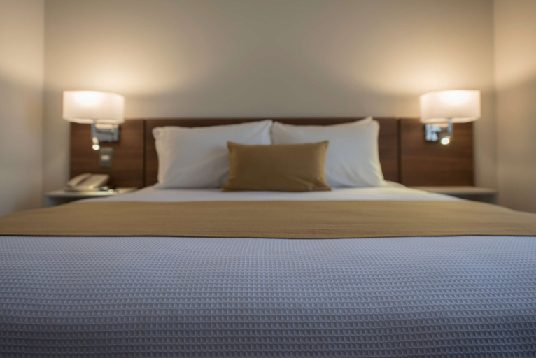 Bedroom 4, Microtel Inn & Suites by Wyndham San Luis Potosi, San Luis Potosí