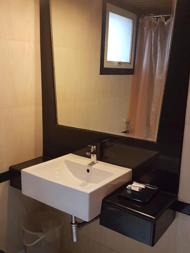 Bathroom 4, The Classik Fort, Ernakulam