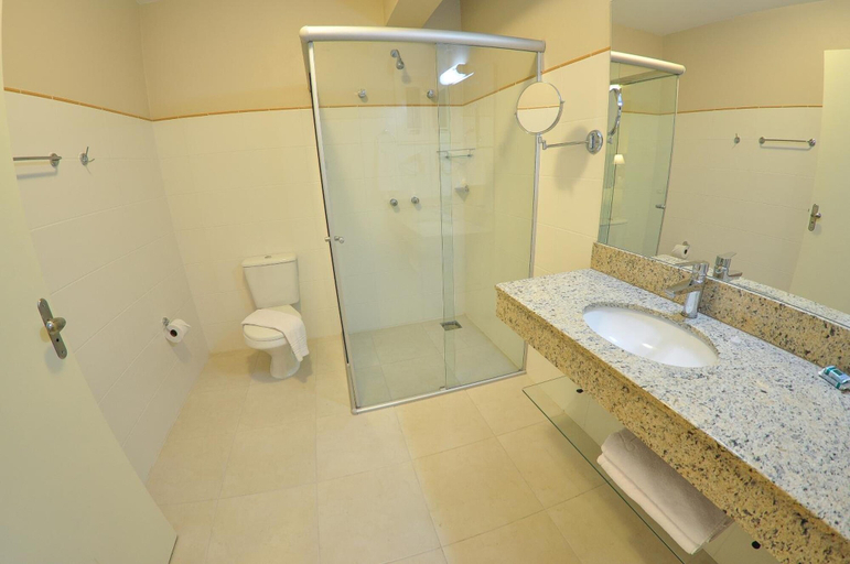 Bathroom 4, Rothenburg Hotel, Nova Palma