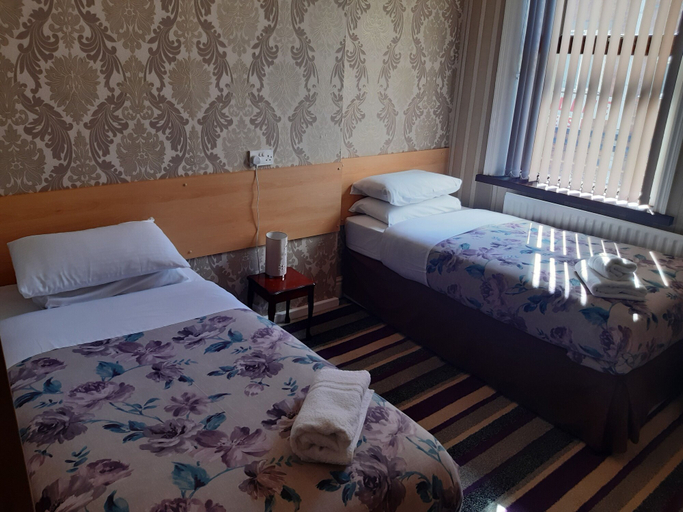 Bedroom 2, Wellington Hotel, Blackpool