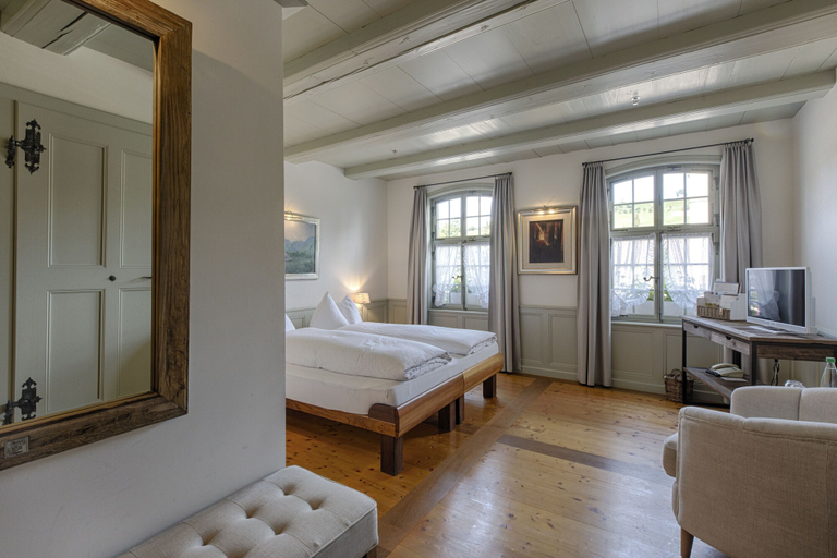 Bedroom 4, Romantik Hotel Bären, Trachselwald