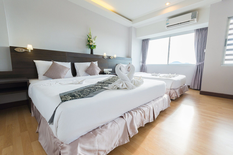 Bedroom 4, Sinkiat Buri Hotel, Muang Satun