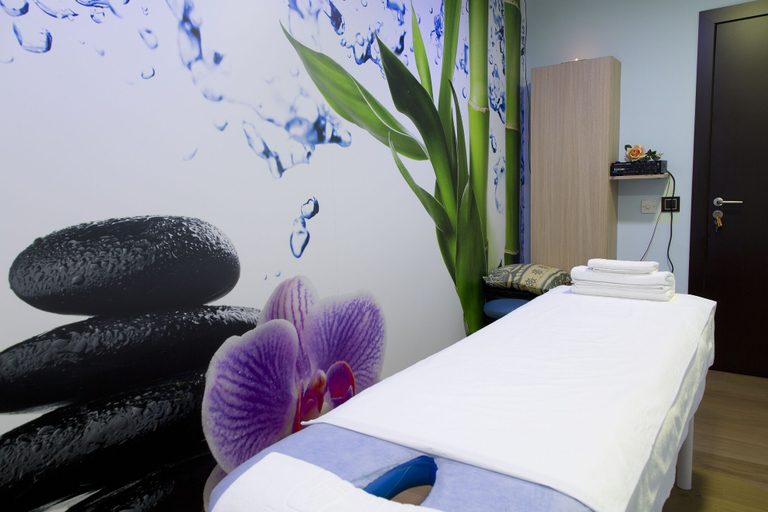 Bedroom 3, Hotel GHT Oasis Tossa & Spa, Girona