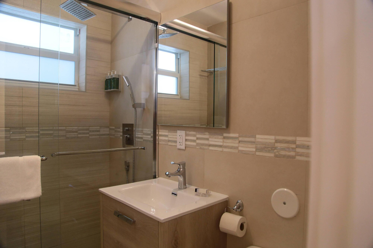 Bathroom 4, The Diane Oceanfront Suites, Broward