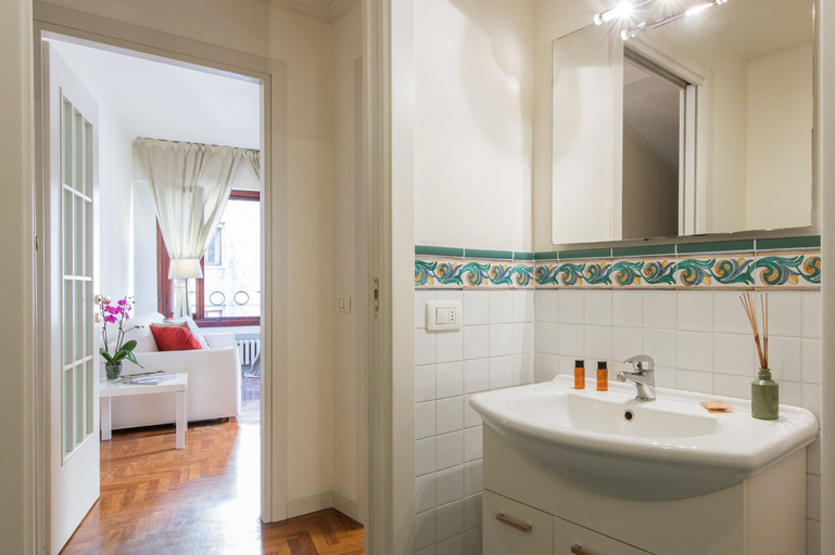 Room 4, Santa Maria View, Florence