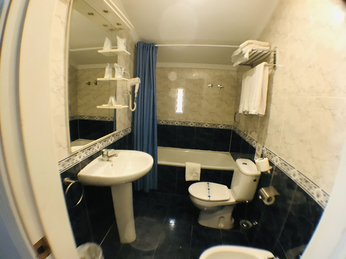 Bathroom 5, Hotel Los Jazmines, Málaga