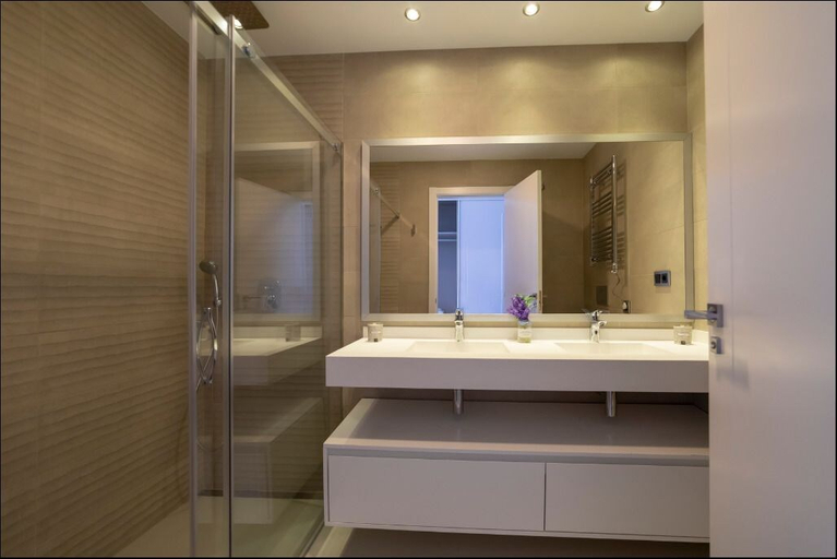 Bathroom 4, Sunset Drive Mar Holidays, Alicante