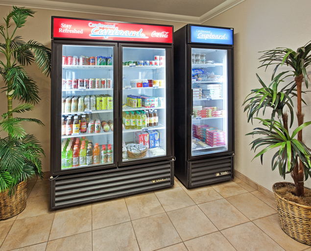 Food & Drinks 5, Candlewood Suites TURLOCK, Stanislaus