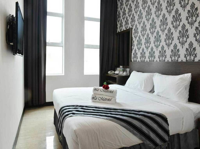 Bedroom 3, Le Metrotel, Kinta