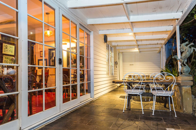 Food & Drinks 5, Hawley House, Latrobe - Pt A