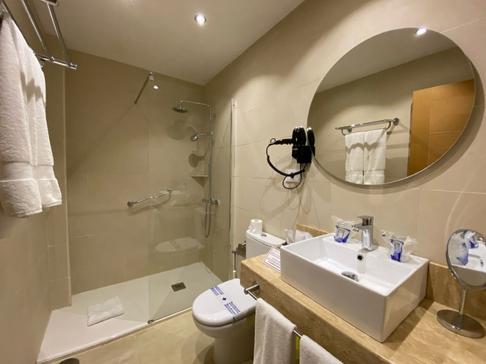 Bathroom 4, Hotel La Aldea Suites, Las Palmas