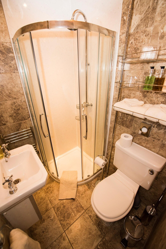 Bathroom 4, Sherwood Guest House, Edinburgh