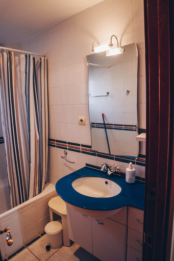 Bathroom 3, Espectacular Apartamento en Calella con Vistas al Mar, Girona