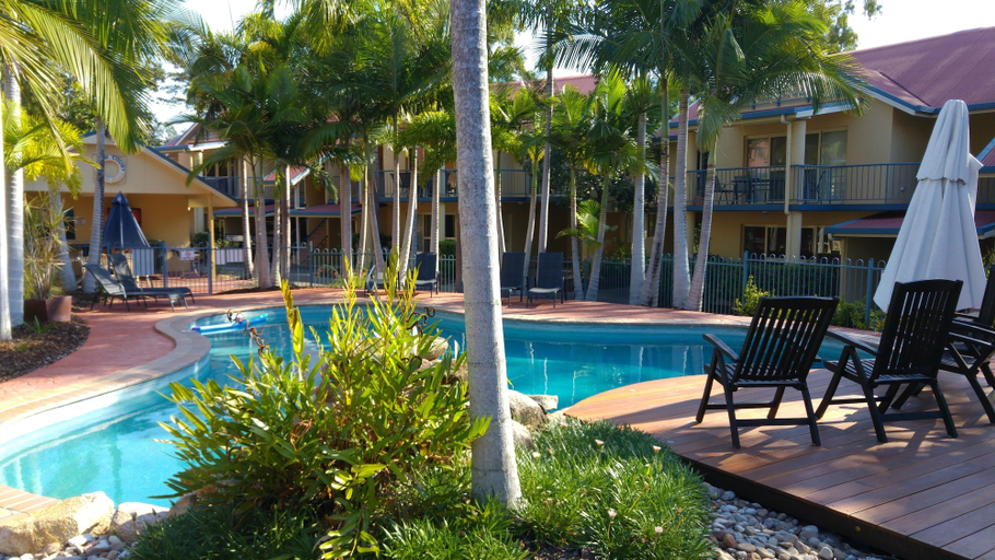 Sport & Beauty 5, at Beach Court Holiday Villas, Whitsunday