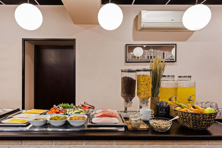 Food & Drinks 5, M Hotel, Sankt-Peterburg gorsovet