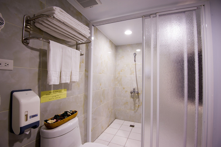 Bathroom 4, Hotel 6 - ZhongHua, Taipei City